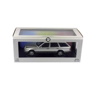 Метална кола Mercedes-Benz E-Class S124 1:18, Triple9