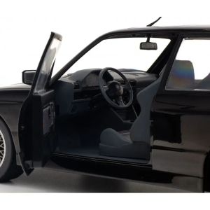Метална кола BMW M3 E30 Sport Evolution 1:18 – черна, Solido