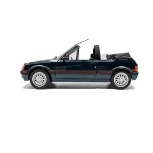Метална кола Peugeot 205 CTI Cabriolet 1986 1:18 – Solido