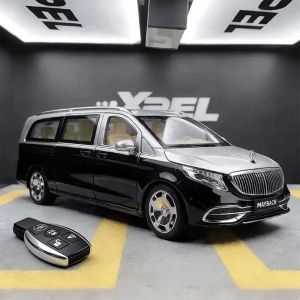 Метален миниван Mercedes Maybach 1:24 с дистанционно – Черен със сив таван, Без опаковка
