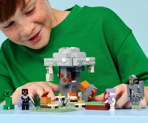 LEGO Minecraft 21586 – Безцветната градина, 243 части