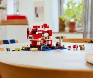 LEGO Minecraft 21270 – Къщата на Муухоморка, 500 части