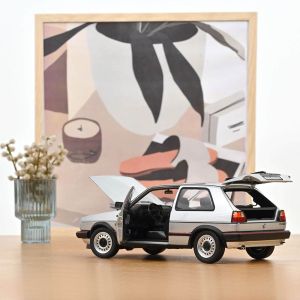 Метална кола Volkswagen Golf GTI 1989, 1:18, сребриста – Norev
