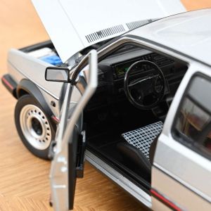 Метална кола Volkswagen Golf GTI 1989, 1:18, сребриста – Norev