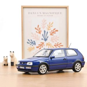 Метална кола Volkswagen Golf GTI Color Concept 1994, 1:18, синя – Norev