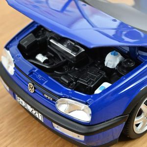 Метална кола Volkswagen Golf GTI Color Concept 1994, 1:18, синя – Norev